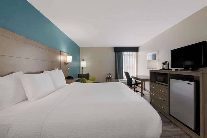 Room 5 of 26